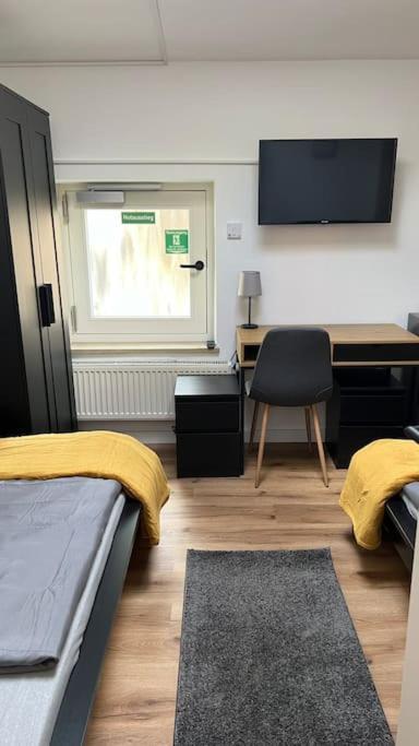 Moderne In Weissenburg Apartment